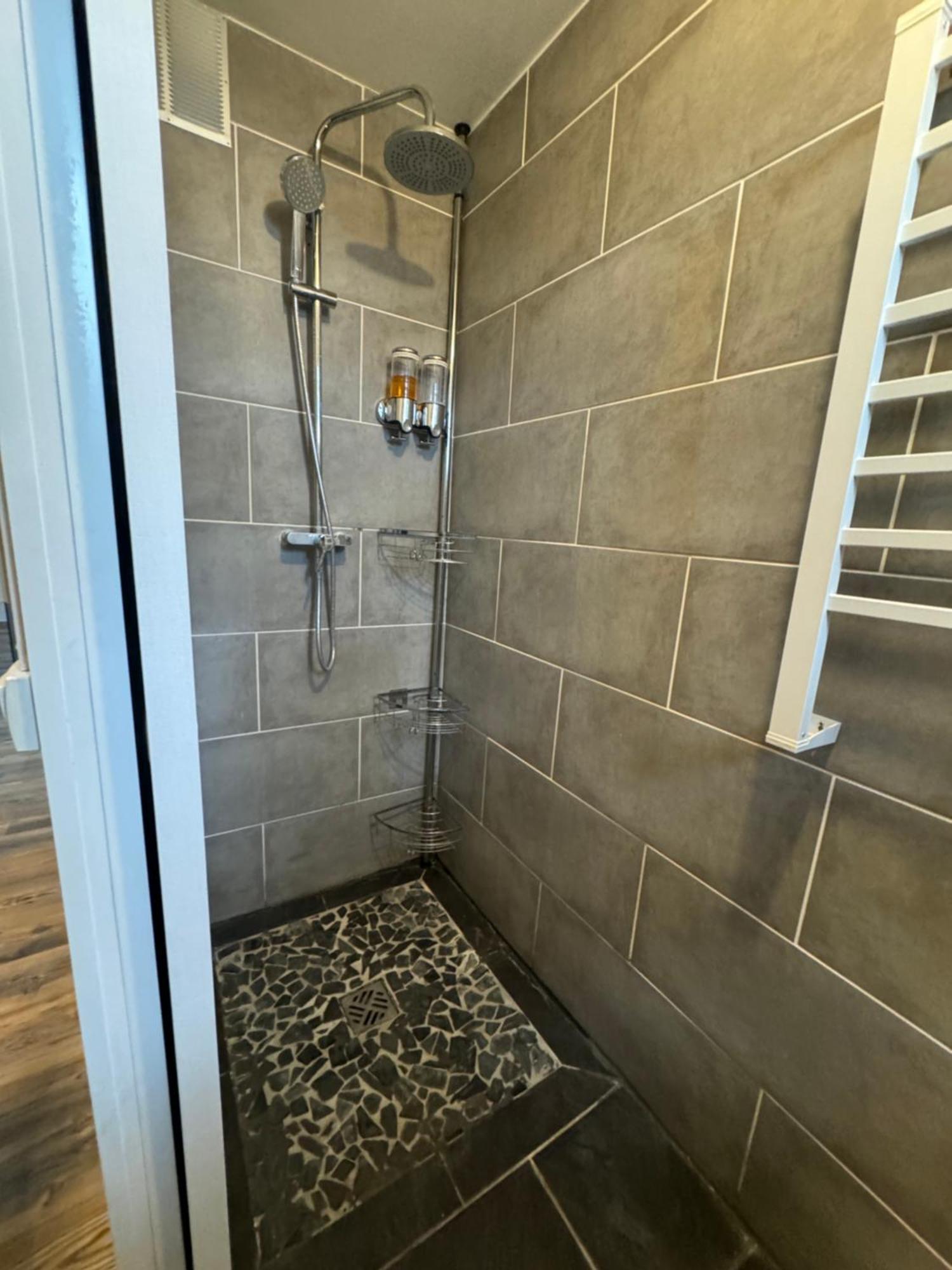 Appartement Cosy Roussillon  Luaran gambar